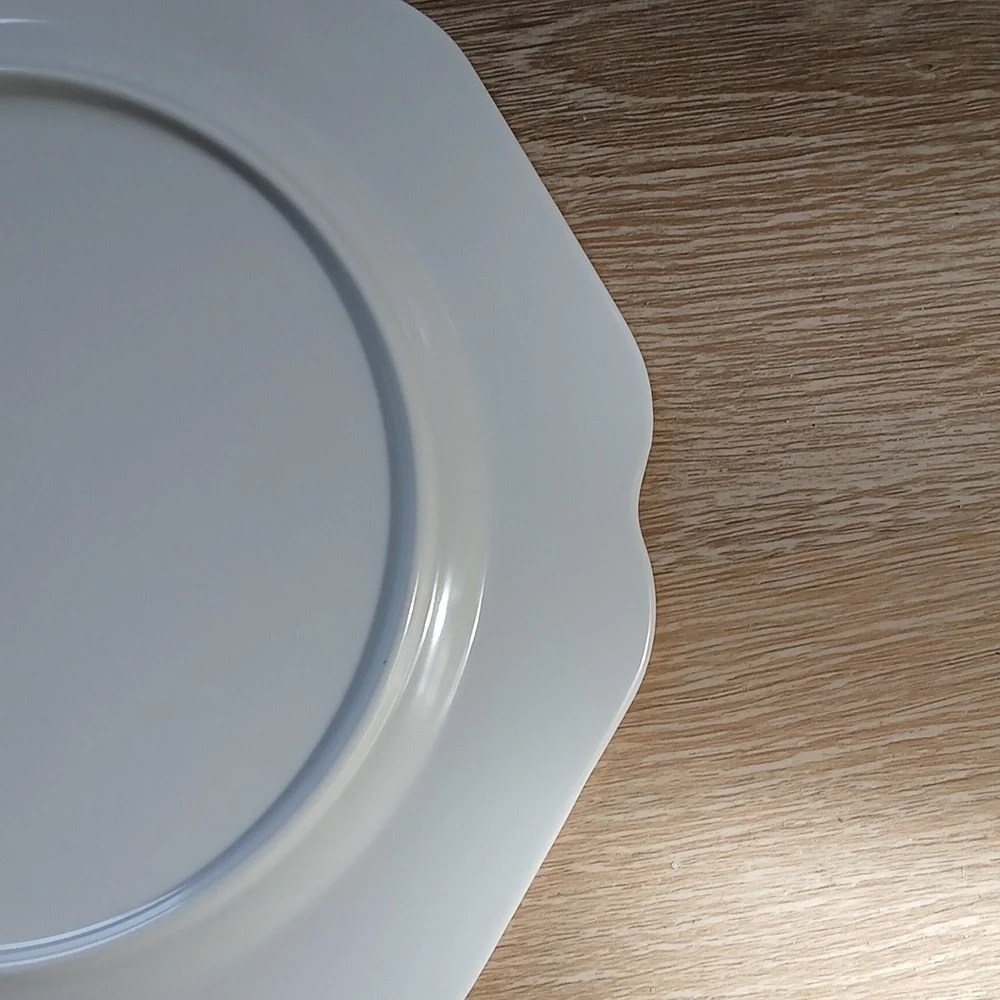 Set of 2 Laura Ashley Soft Pink Rose Melamine Salad Plate Scalloped Rim 9
